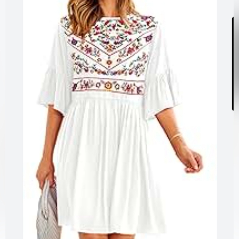 KIRUNDO Women's Bell Sleeve Embroidered Mini Dress Size Small White/Multicolor